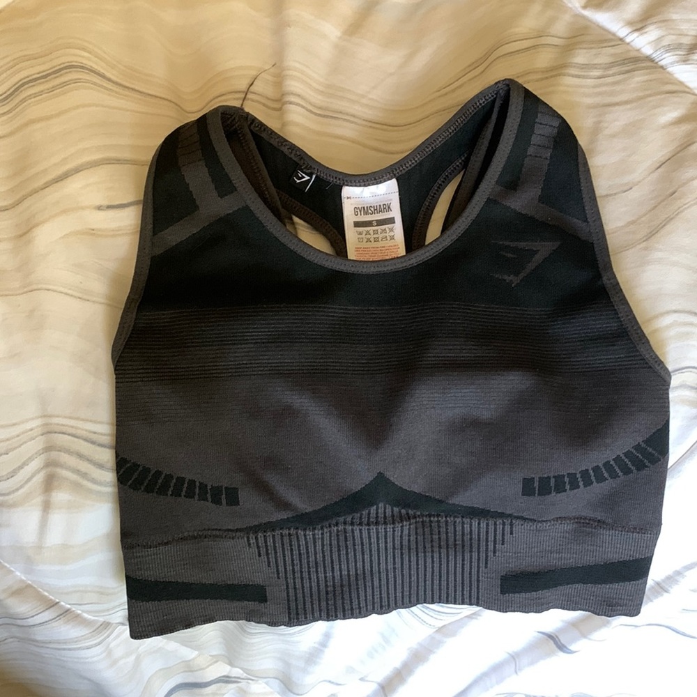 Sports bra